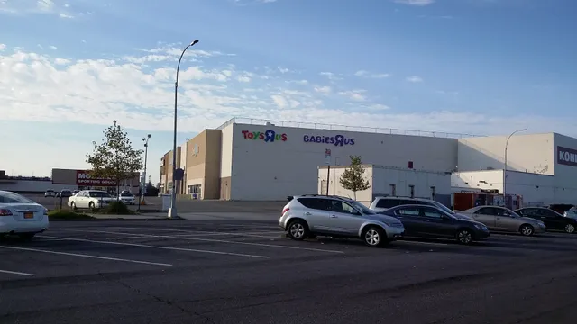 Caesar's Bay Shopping Center