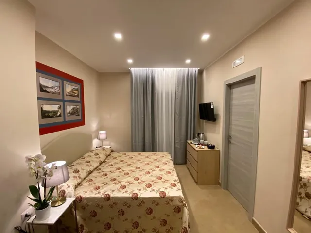 MDC LUXURY ROOMS NAPLES