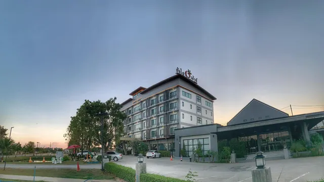 Som-O House Hotel โรงแรมส้มโอเฮ้าส์ โคราช