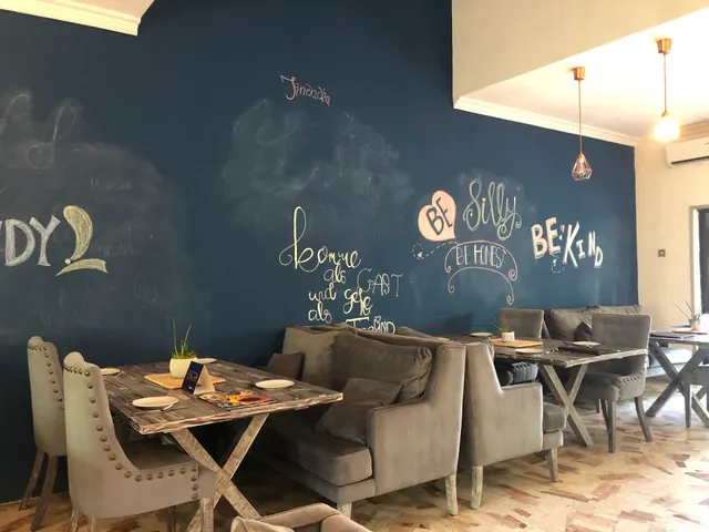 Lecker Bakery And Restaurant