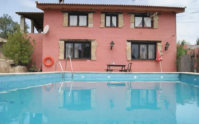 Hotel Refugio De Alamut