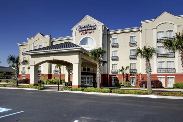 Fairfield by Marriott Inn & Suites Charleston North/Ashley Phosphate