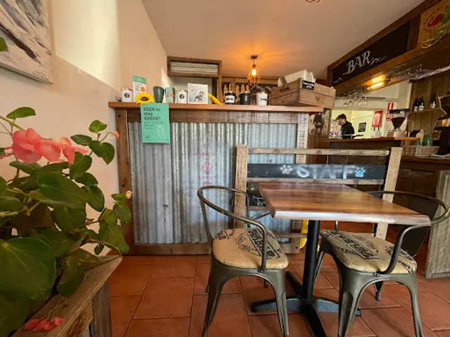 The Bean and Barley - Cafe