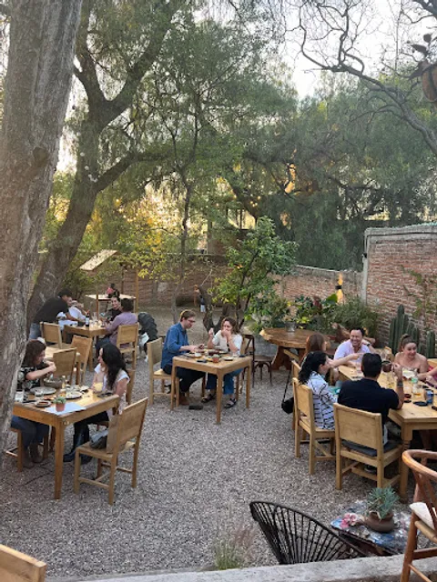 Bastardo Restaurante & Beer Garden