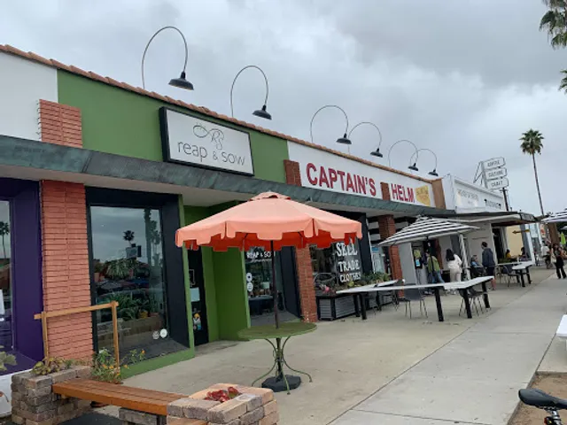 Captain's Grounds Coffee