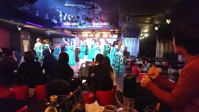 コミックパブ アカデミー