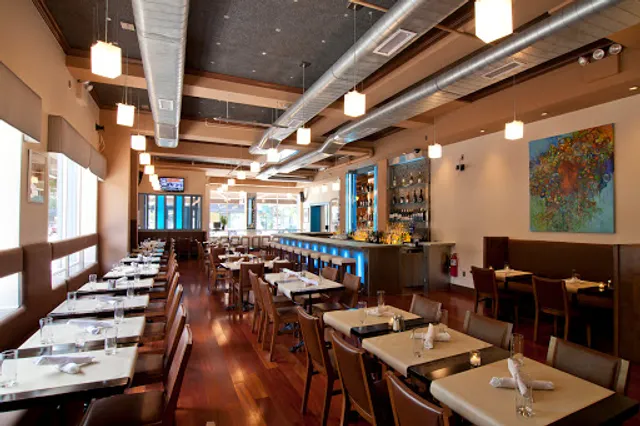 Chocolat Restaurant & Bar