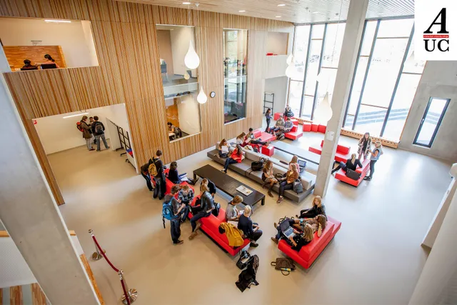 Amsterdam University College