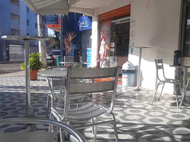 Delicatessen Point bread