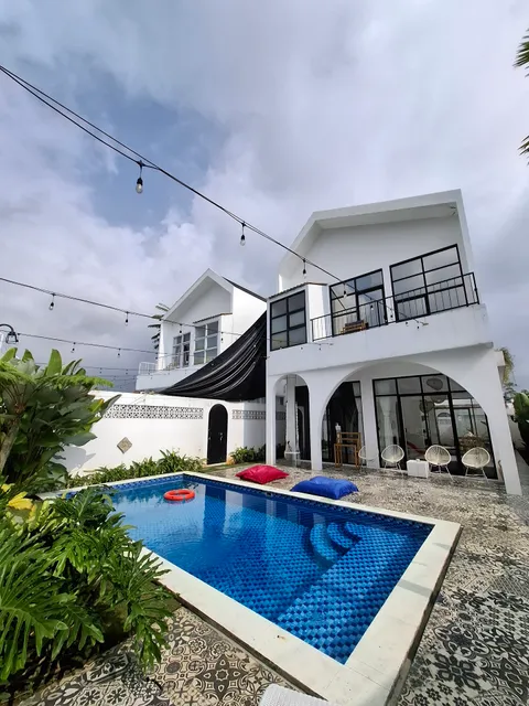 Villa Deba Sugihmukti