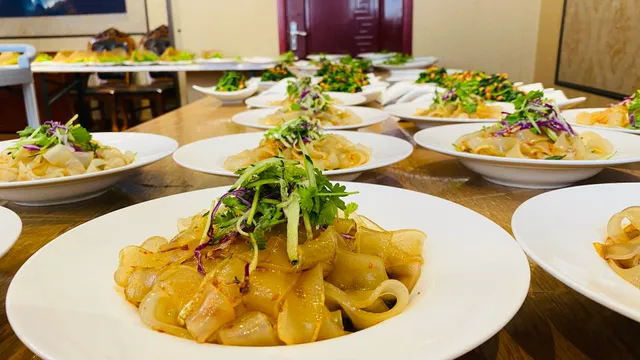 Triple chinese restaurant