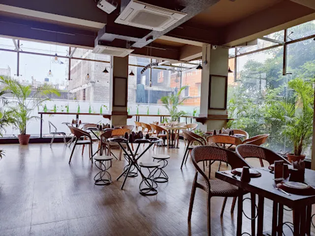 DB Bistro ( Veryy Pondy)