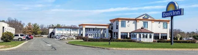 Days Inn by Wyndham Windsor Locks / Bradley Intl Airport
