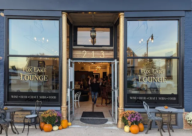 Fox Lake Lounge