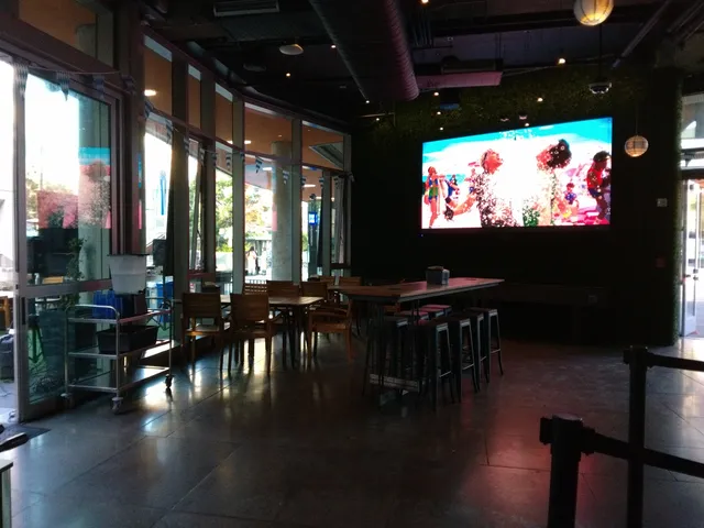 Headlands Brewing - On Campus at UC Berkeley