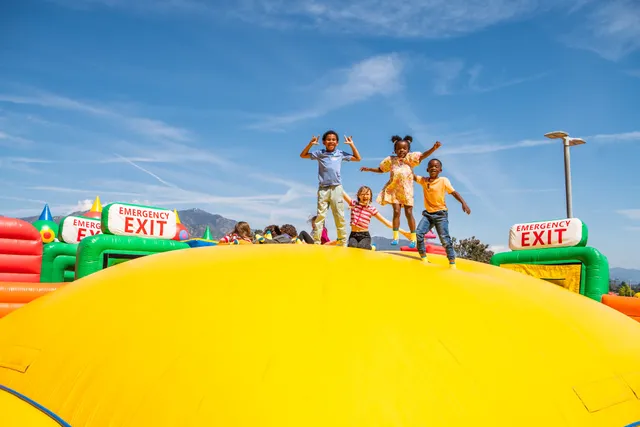 FUNBOX Boston-Marlborough