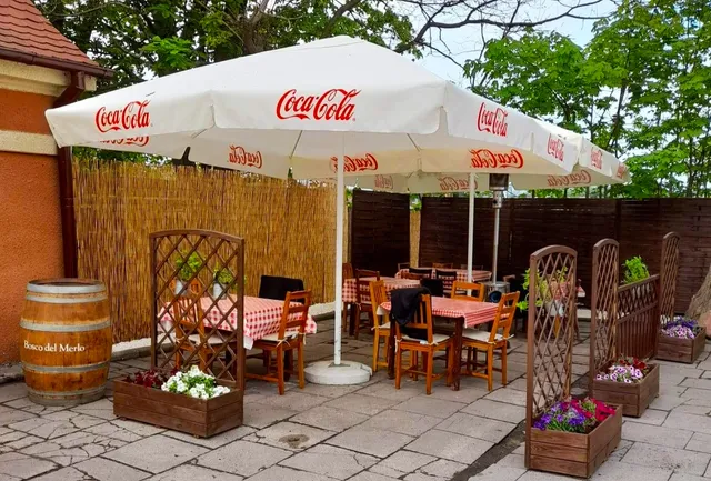 Pizzeria Trattoria Di Strada kuchnia włoska pizza włoska