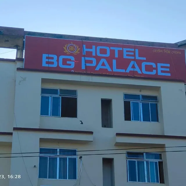 HOTEL B G PALACE