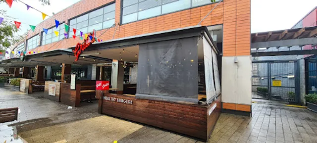 Grill'd Burgers - Macarthur Square