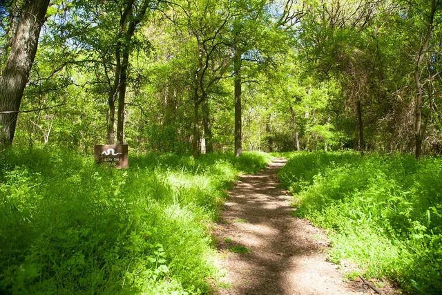Elm Fork Nature Preserve Trail Entrance
