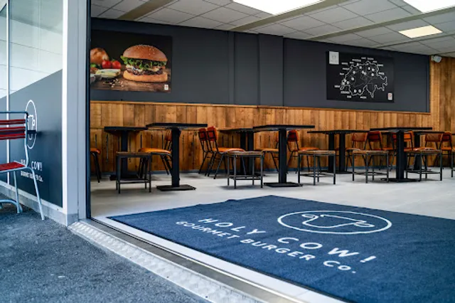 Holy Cow! Gourmet Burger Co. SION