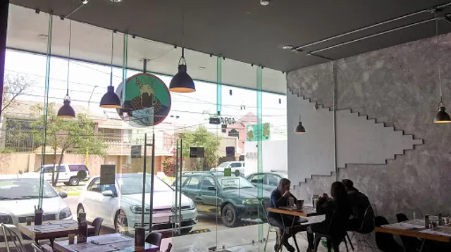 1000 Shakes & Waffles