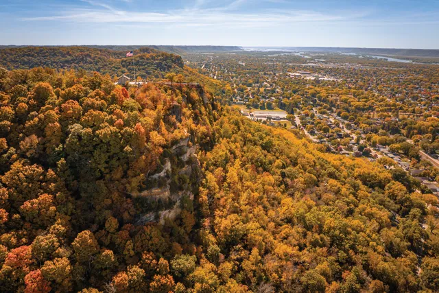 Explore La Crosse