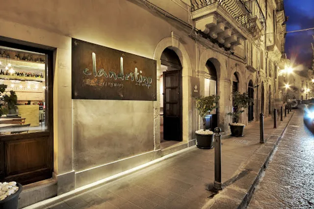 Clandestino ad Ortigia