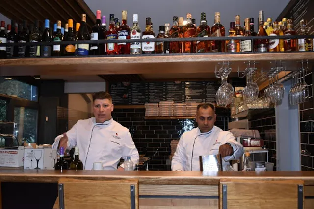 San Marzano - true italian pizza -