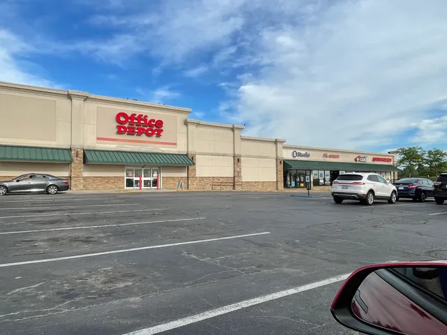 Woodhill Circle Plaza