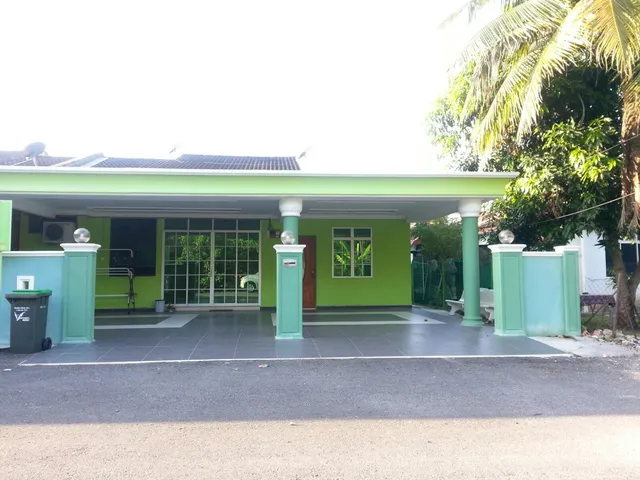 Noor Studio Homestay