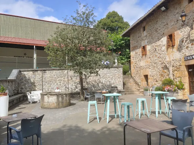 Zeraingo Ostatua restaurant