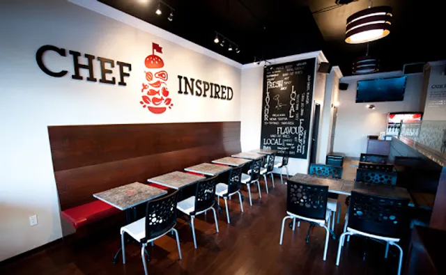 Cheese Curds Gourmet Burgers + Poutinerie