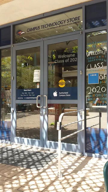Campus Tech Store at UTSA