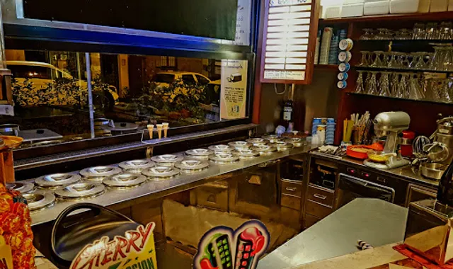 G900 Consegna e Asporto -0523 320379 o Food Racers