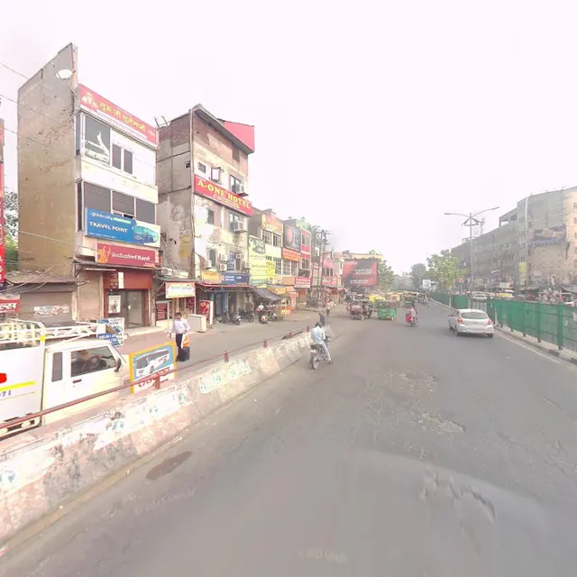 A1 Hotel Front Bust Stand