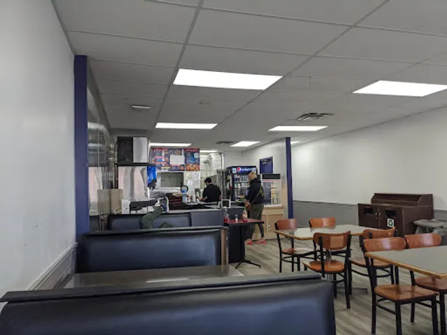 Cardston Pizza & Donairs