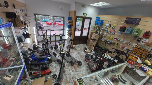 MERITRON. Patinetes Eléctricos. Venta y reparación Accesorios y Pinchazos ruedas. Motos, bicis eléctricas. .