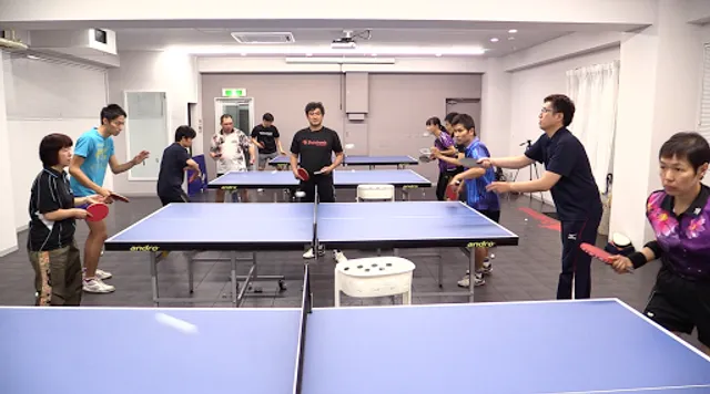 シェークハンズクラブ