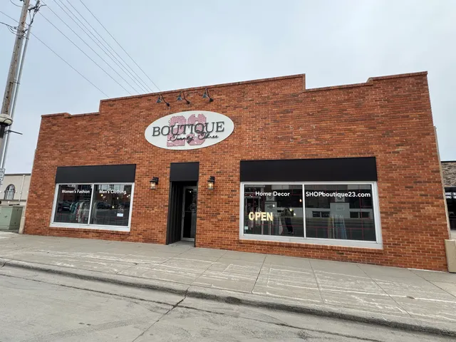 Boutique 23