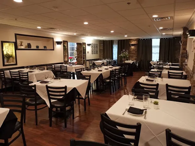 Rice & Curry I Thai & Asian Bistro