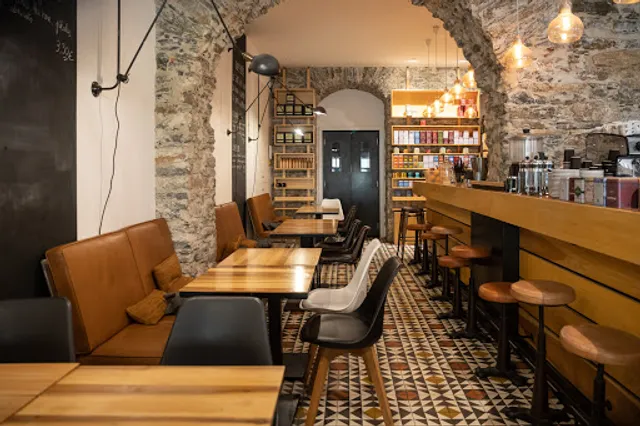 Ghisoni's Coffee House