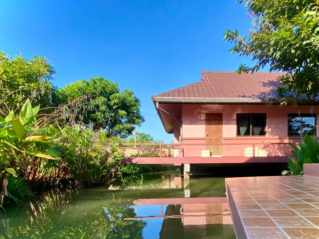 Mom and Me Resort & Farm