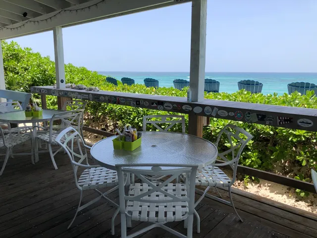 On Da Beach - Bar & Restaurant