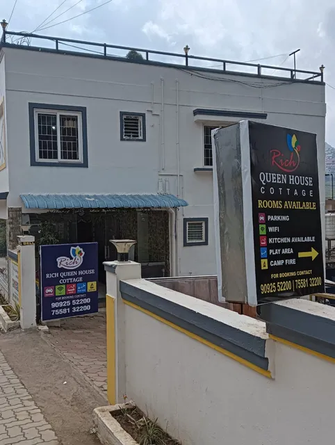 RICH QUEEN HOUSE COTTAGE