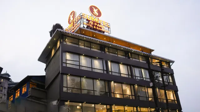 Sumitel JB Park Hotel & Banquet