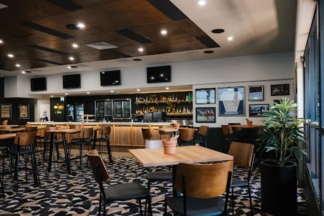 The Club Hotel Gladstone