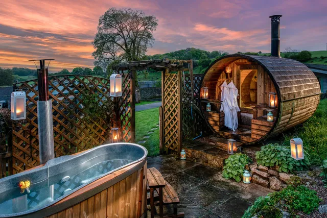 Gorgeous Glamping at Hoe Grange Holidays