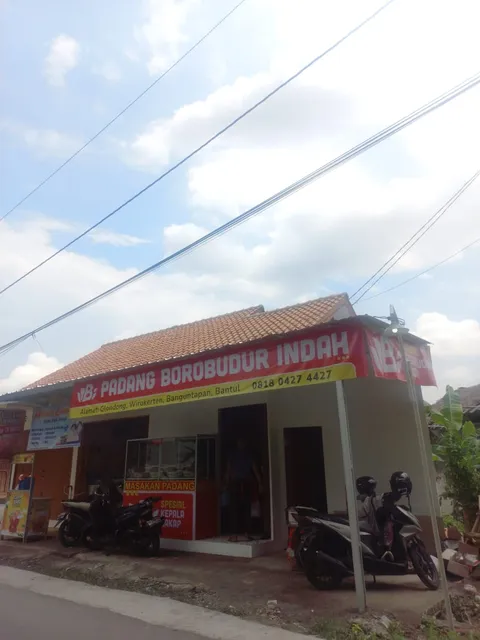 RM. Padang Borobudur Indah