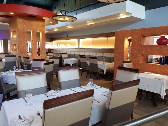 Rhapsody's Café & Wine Bar